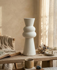 Isaacc Vase-C