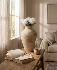 Blanche Vase